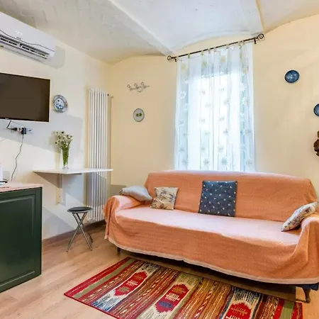 La Casa Di Anacleto 1 بارما