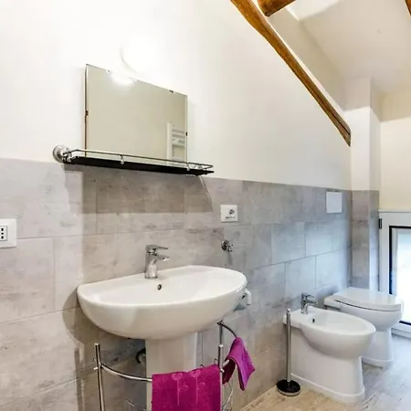 La Casa Di Anacleto 1 * بارما